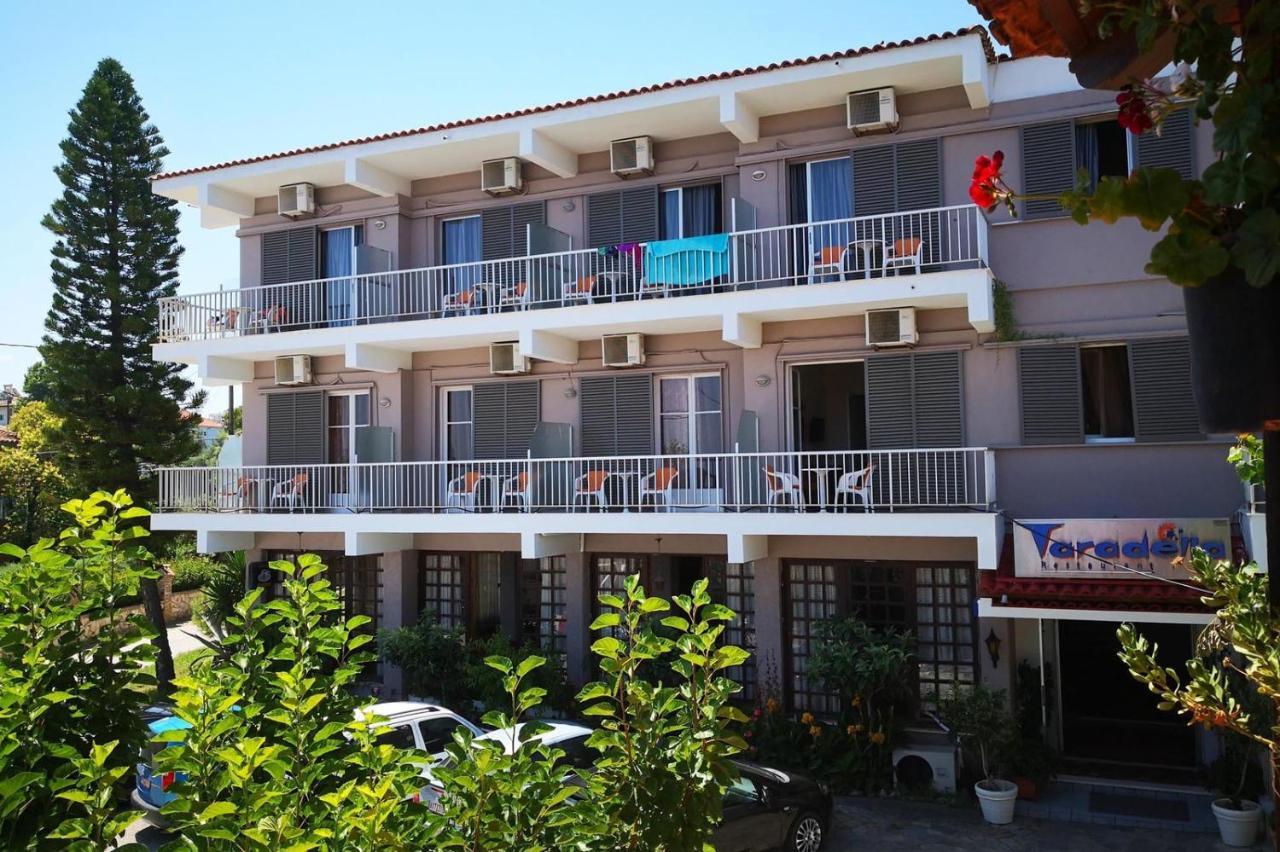 Taradella Hotel Aliszósz Kültér fotó